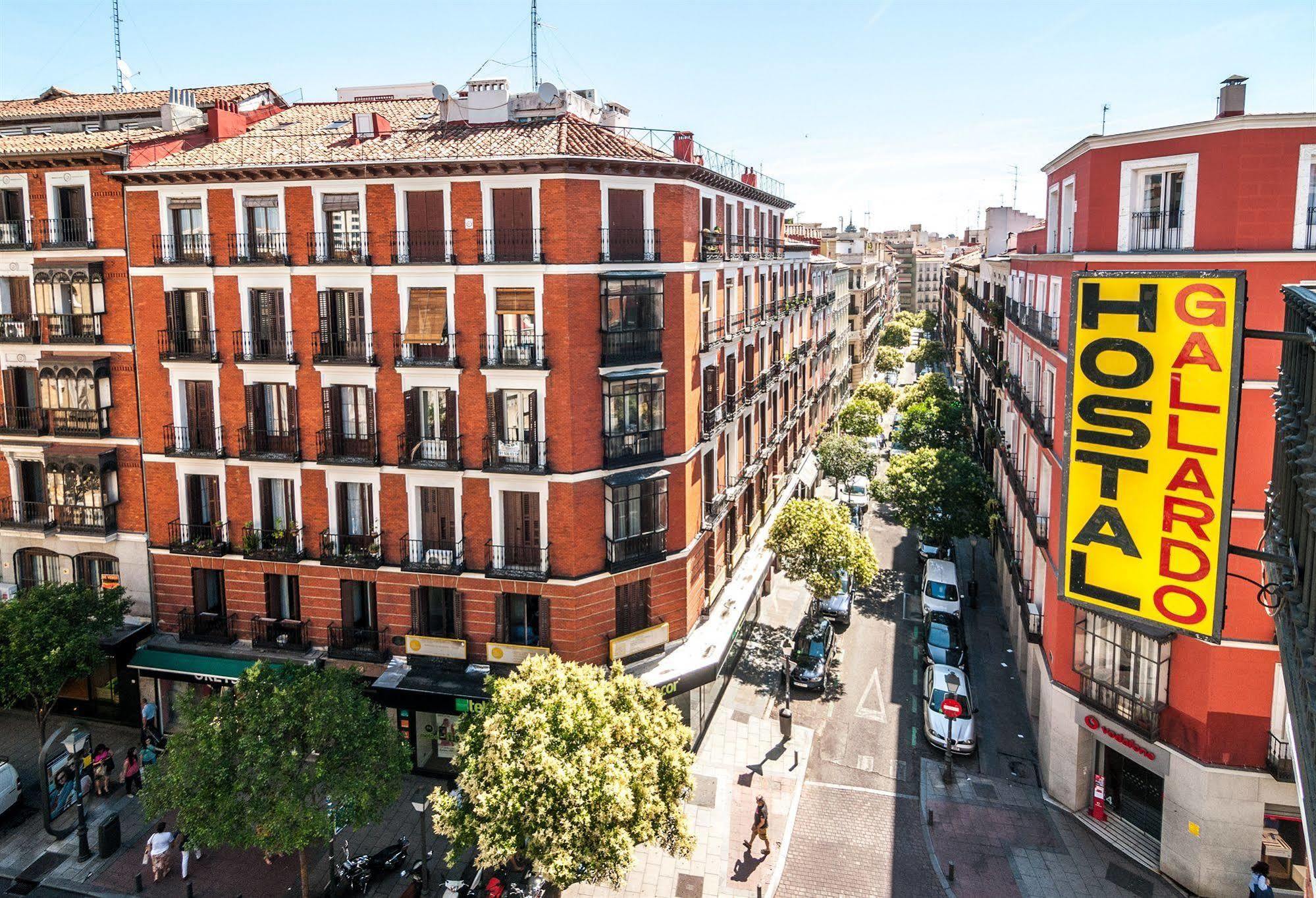 Hostal Gallardo Madrid Exterior photo